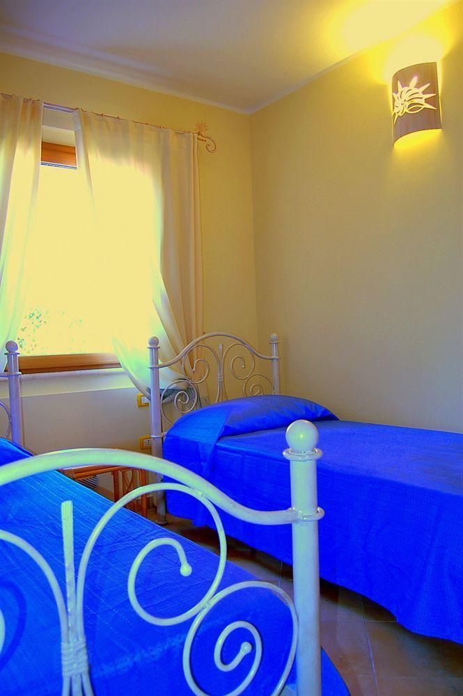 La Cerbiatta Residence Loiri Porto San Paolo Екстериор снимка